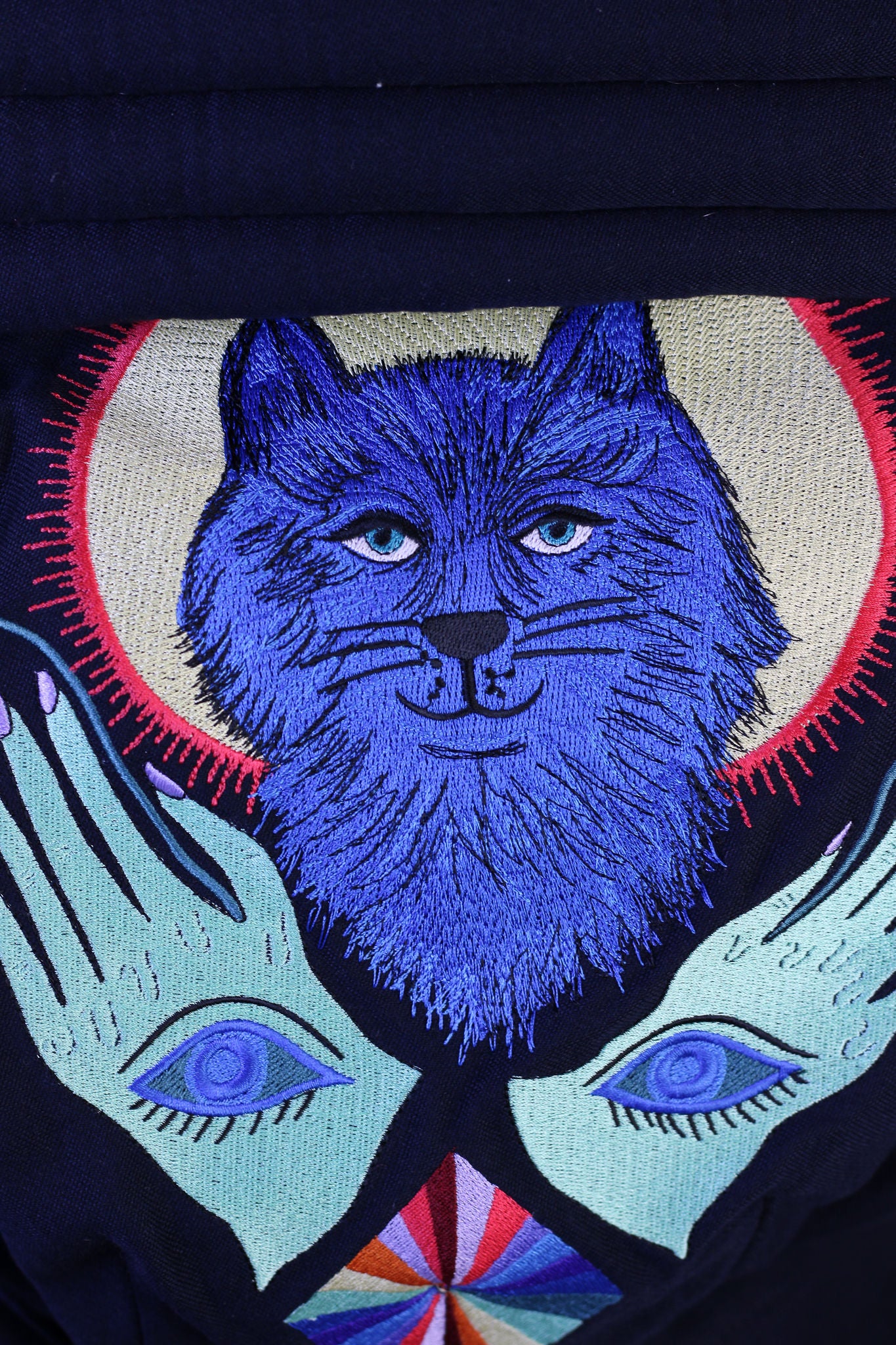 ZEITGEIST MAMA WOLF